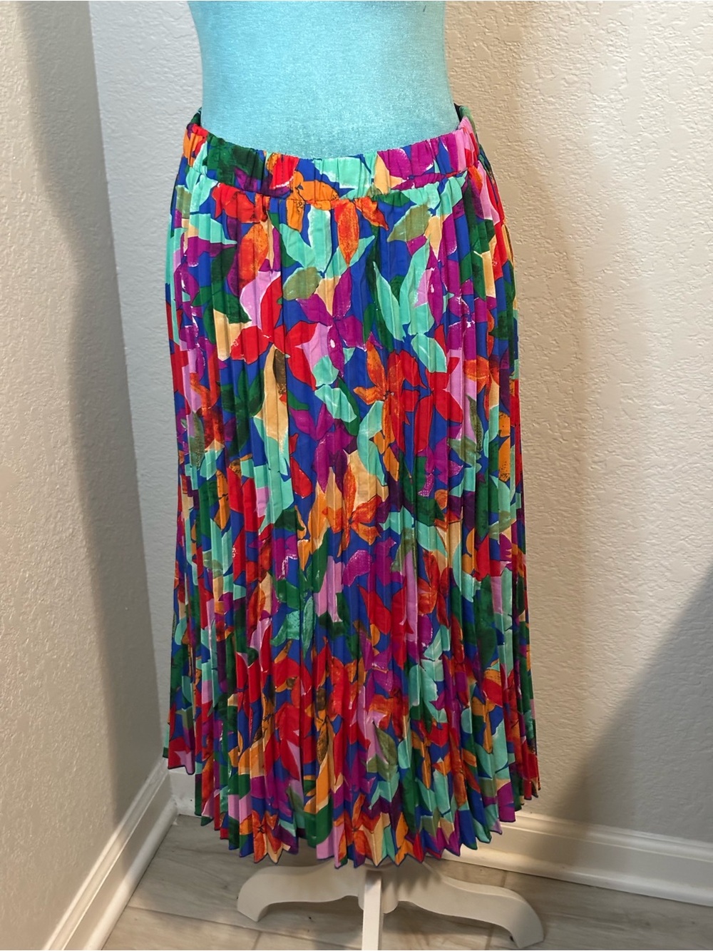 Vibrant Bright Floral Pleated Midi Skirt Boho Cottagecore Prairie Peasant Size L